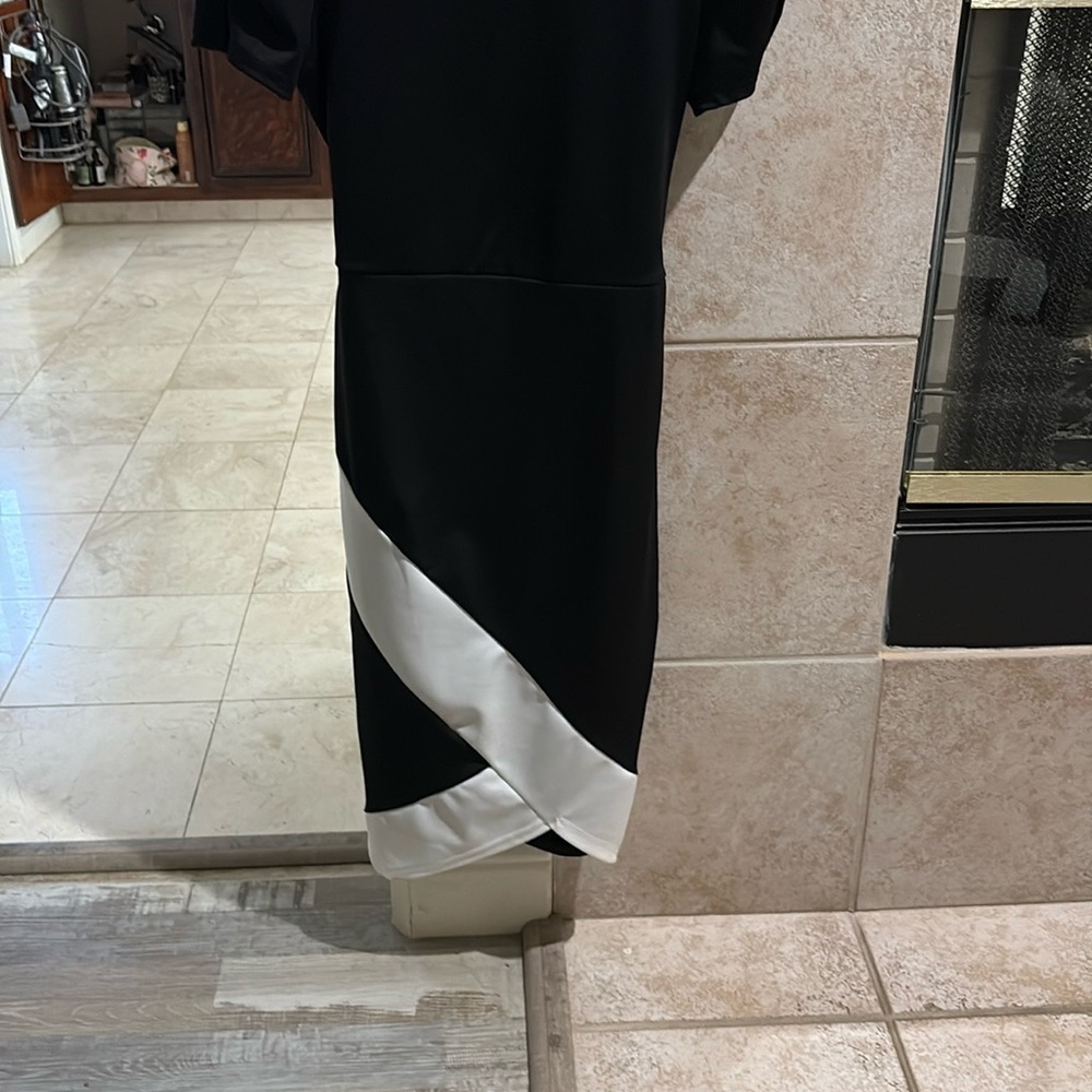SHEIN Elegant Black and White Asymmetrical Dress